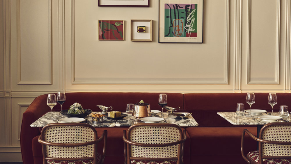 Le Petit Beefbar Dining